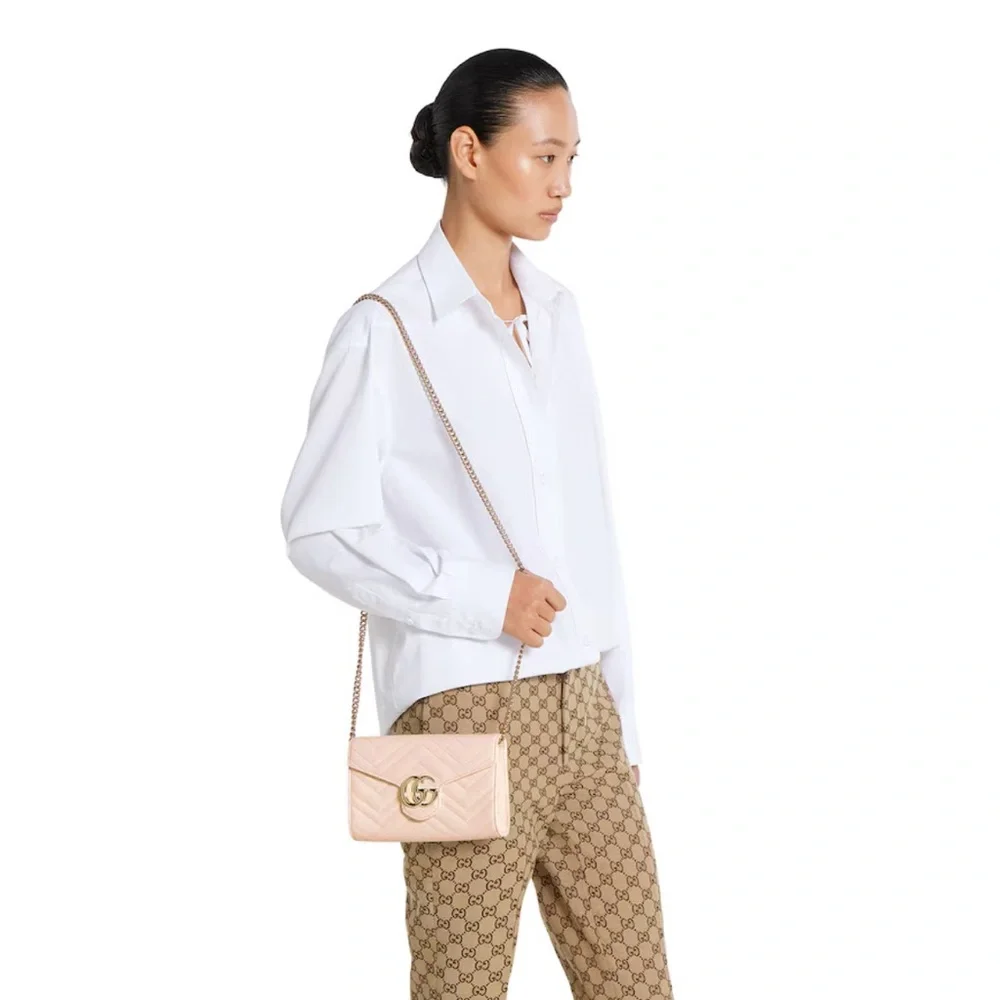 /traded/💯 Gucci Marmont Clutch/Wallet on a Chain - Picture 3 of 16